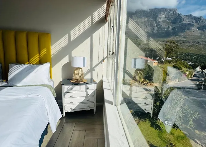 The Scenic Disa Park Apartment, Table Mountain, City & Ocean Views