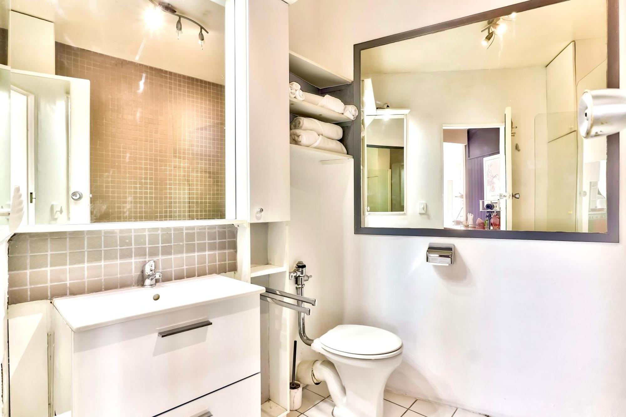 Apartment The Scenic Disa Park Apartment, Table Mountain, & Ocean Views Cape Town